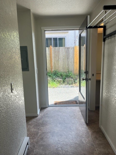 10320 NE 186th St, Unit 1