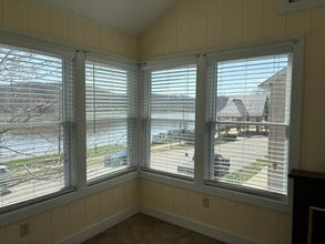 117 N Front St, Unit C in Rising Sun, IN - Building Photo - Building Photo