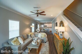 182 N Sand Palm Rd in Freeport, FL - Building Photo - Building Photo