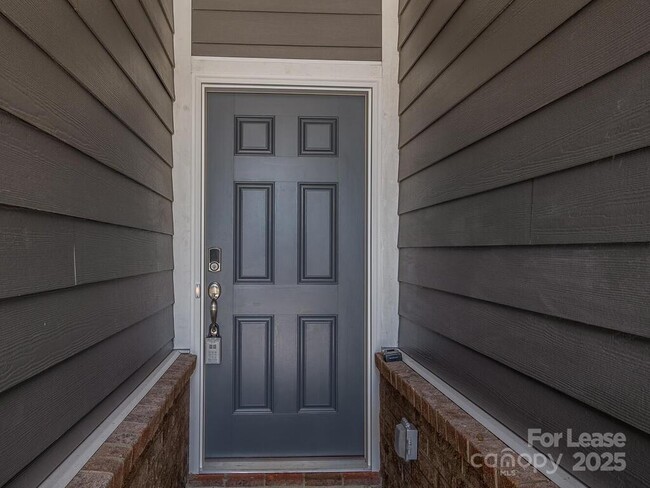 3506 Auburn Curb Rd in Charlotte, NC - Foto de edificio - Building Photo