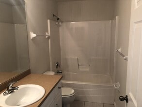 2105 Andalusia Blvd in Cape Coral, FL - Building Photo - Building Photo