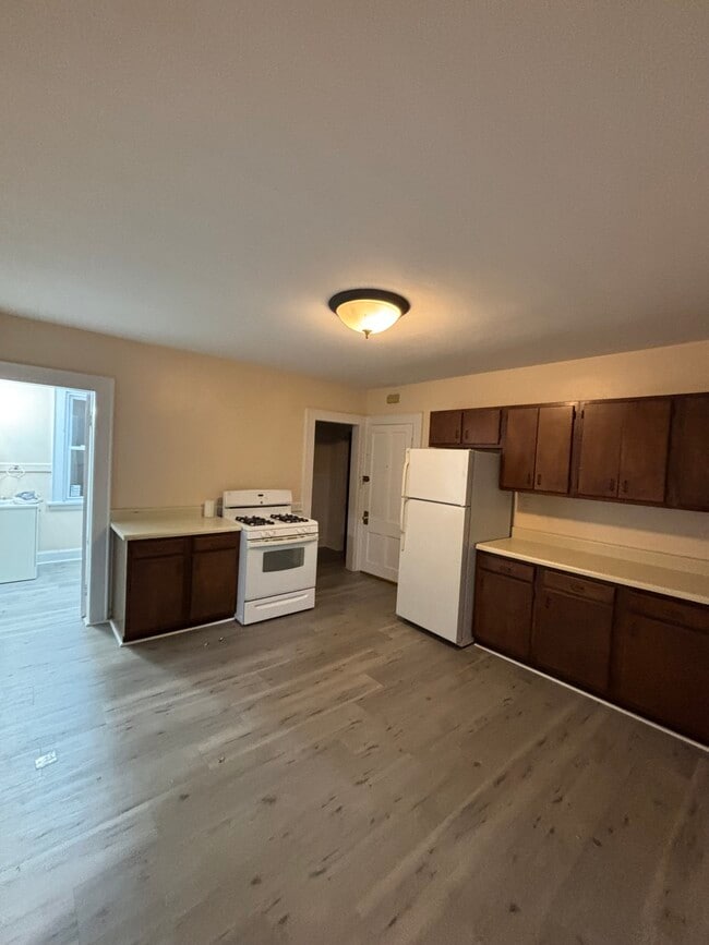 85 Jackson St, Unit 2 Fl