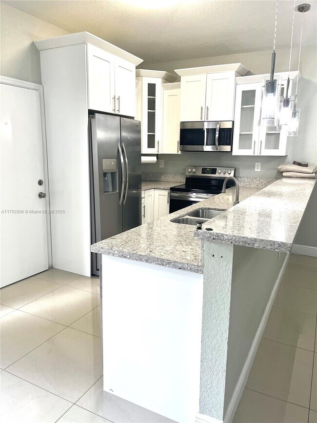1125 NW 2nd Ave in Fort Lauderdale, FL - Building Photo - Building Photo