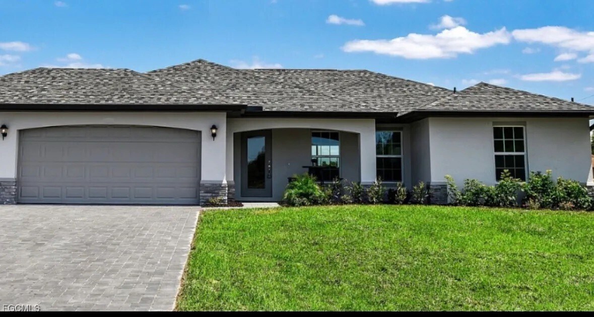 418 NW 20th Terrace in Cape Coral, FL - Building Photo