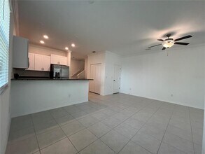 30813 Veridian Wy in Wesley Chapel, FL - Building Photo - Building Photo