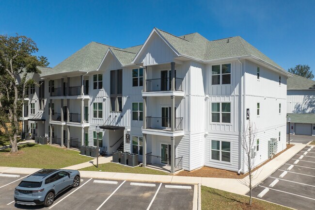 City North in Pensacola, FL - Building Photo - Building Photo