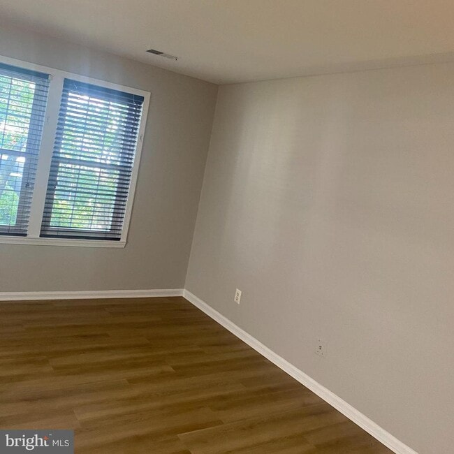 12896 Grays Pointe Rd in Fairfax, VA - Building Photo - Building Photo