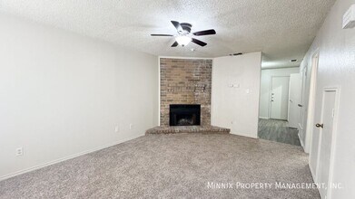 5802 6th St in Lubbock, TX - Building Photo - Building Photo