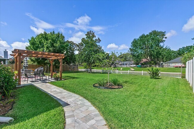 165 N Lake Cunningham Ave in Saint Johns, FL - Foto de edificio - Building Photo