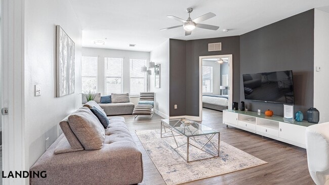 4950 W Prescott St, Unit 5201