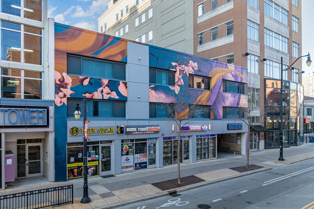509 E. Green St by Bankier Apartments in Champaign, IL - Building Photo