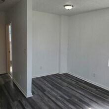 546 E Erie Ave in Lorain, OH - Building Photo - Building Photo