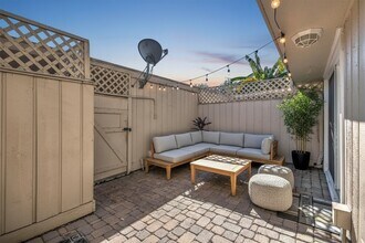 6440 Olympia Dr in Houston, TX - Building Photo - Building Photo