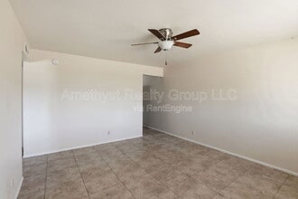 317 E Vogel Ave in Phoenix, AZ - Building Photo - Building Photo