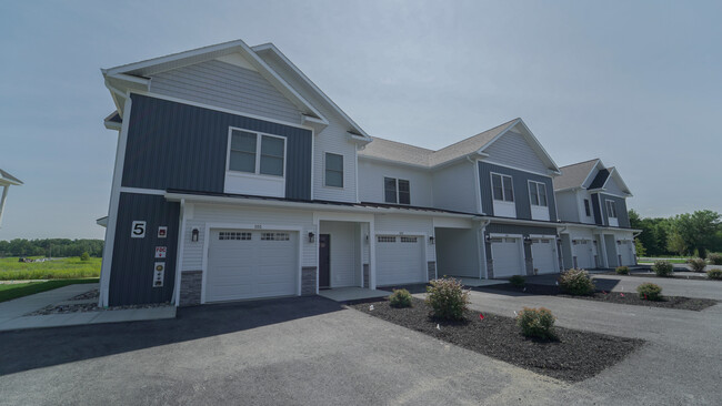 The Residence at Wemple Road in Glenmont, NY - Building Photo - Building Photo