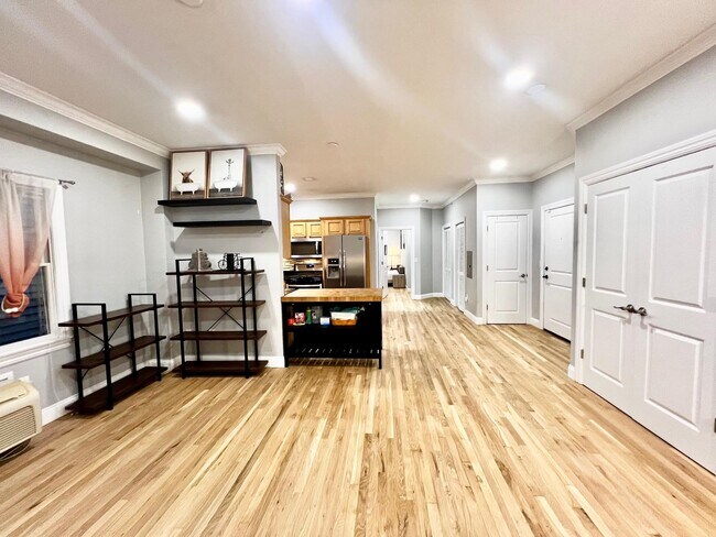 301 68th St-Unit -7 in Guttenberg, NJ - Building Photo - Building Photo