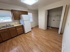 910 S King St in Airway Heights, WA - Building Photo - Building Photo