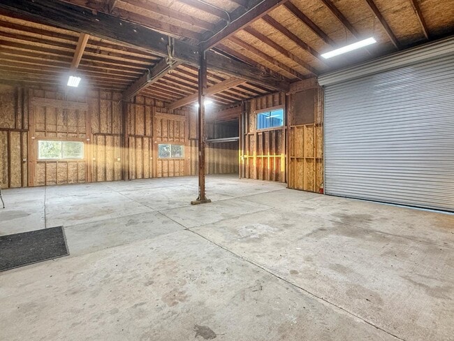 2800 Roop Rd in Gilroy, CA - Building Photo - Building Photo