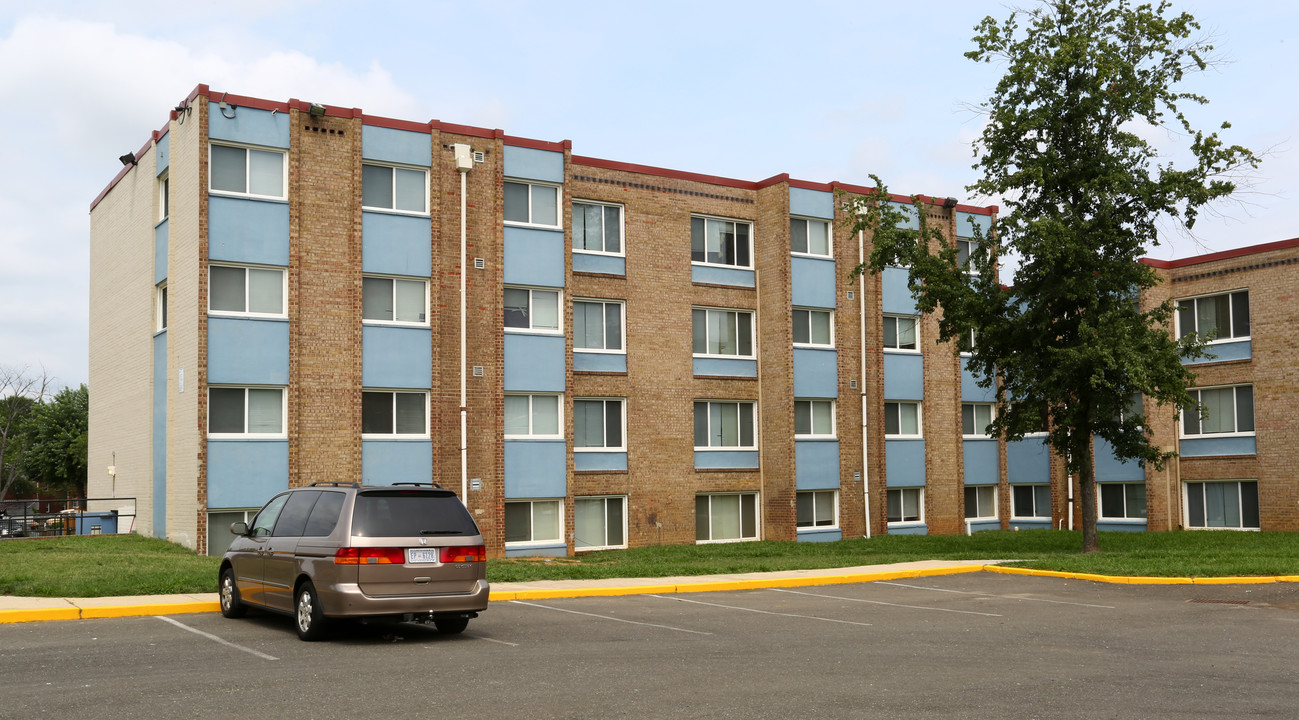 Village at Chesapeake in Washington, DC - Foto de edificio