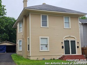 1022 W Gramercy Pl in San Antonio, TX - Building Photo