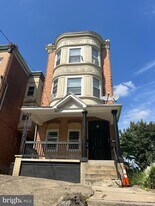 1711 W Tioga St in Philadelphia, PA - Building Photo