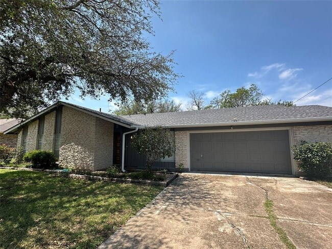 5504 Chadwyck Dr in Austin, TX - Foto de edificio - Building Photo