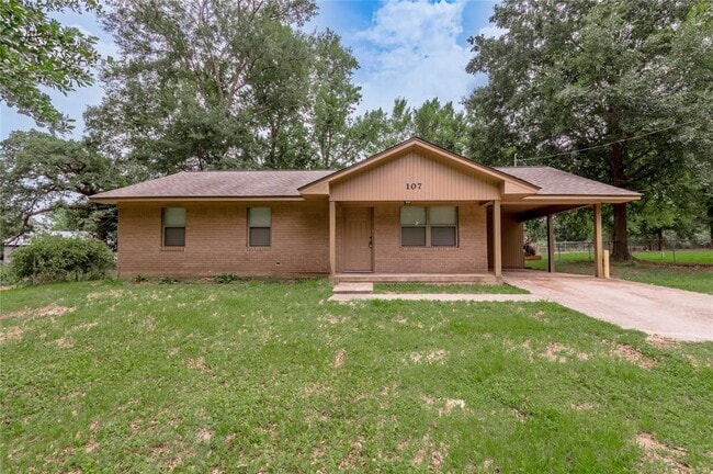 property at 107 Town and Country Dr