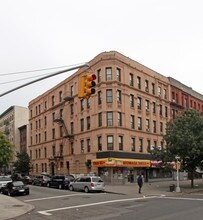 352-354 Lenox Ave in New York, NY - Foto de edificio - Building Photo