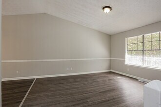 1352 Buttercup Ct in Lawrenceville, GA - Building Photo - Building Photo