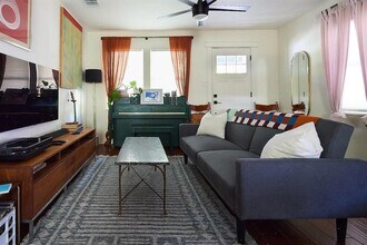 4704 Bandera Rd in Austin, TX - Building Photo - Building Photo