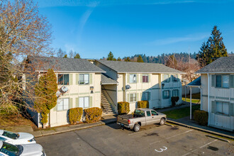 Maple Lane Court in Kent, WA - Building Photo - Primary Photo