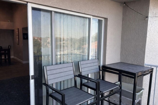 5065 Wiles Rd in Coconut Creek, FL - Building Photo - Building Photo