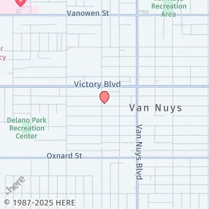 14655 Sylvan St in Los Angeles, CA - Building Photo