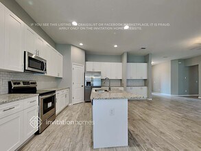 225 Majestic Sundown Ct, Unit 2-2009 in Brandon, FL - Foto de edificio - Building Photo