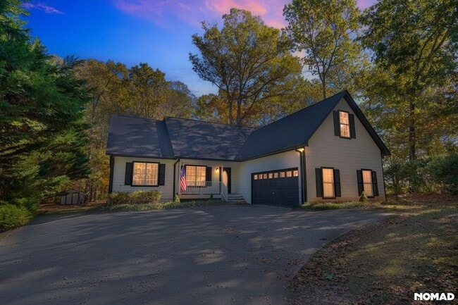 property at 198 Lakeview Dr