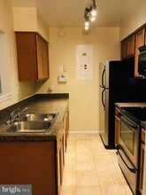 13069 Shadyside Ln in Germantown, MD - Building Photo - Building Photo