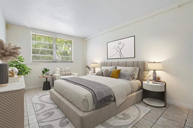 property at 1715 N 16th Ave