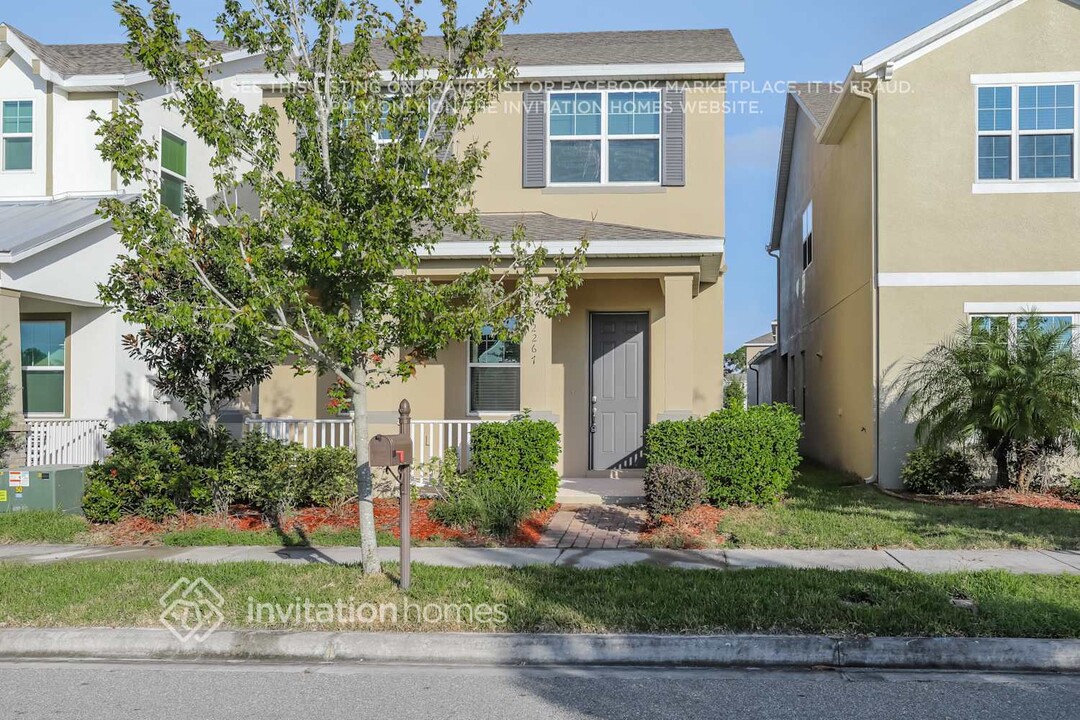 12267 Joshua Tree Trail in Windermere, FL - Building Photo