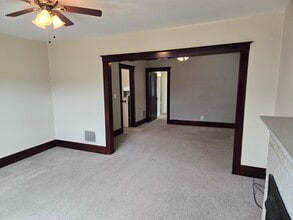 295 Crestwood Ave, Unit Upper in Buffalo, NY - Foto de edificio - Building Photo