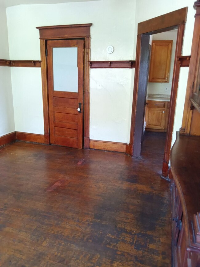 property at 237 N 36th St