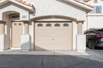 3327 Erva St in Las Vegas, NV - Building Photo - Building Photo