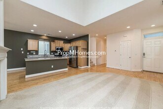 15822 SW Cherrywood Ln in Tigard, OR - Building Photo - Building Photo