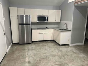 198 Madrona St in Chula Vista, CA - Building Photo - Building Photo