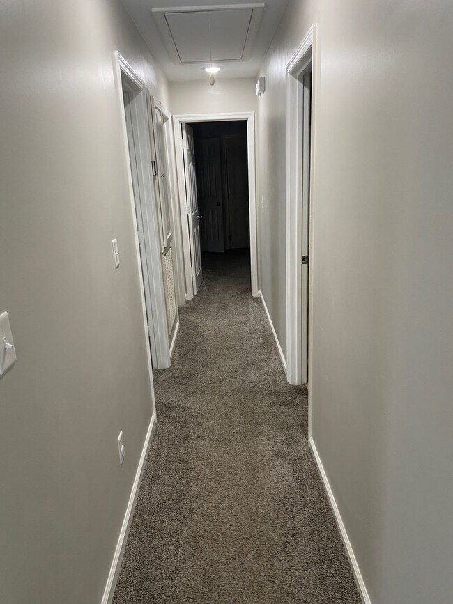 104 Oak Ave in Dickson, TN - Building Photo - Building Photo