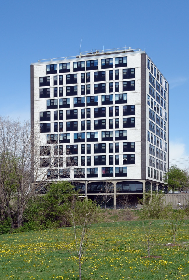 Hilltop Towers in Watertown, NY - Building Photo - Building Photo