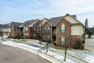 Fairview Estates in Pontiac, MI - Building Photo - Primary Photo