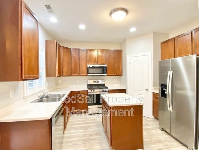 property at 411 Quarterpath Rd