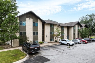 Briar Hill in Kansas City, MO - Foto de edificio - Building Photo