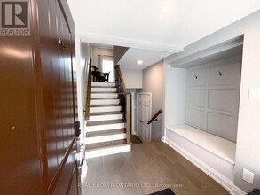 6679 Shelter Bay Rd in Mississauga, ON - Building Photo - Building Photo
