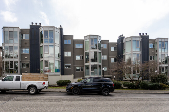 2238 Eton St in Vancouver, BC - Building Photo - Building Photo